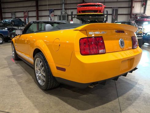 Used 2007 Ford Mustang Shelby GT500 RWD image 6