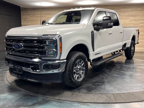 Used 2024 Ford F350 Lariat AWD/4WD image 4