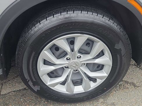 Used 2025 Honda CR-V LX image 10