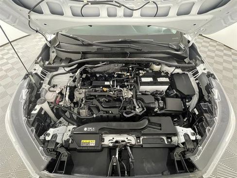 Certified 2023 Toyota Corolla Cross LE w/ Moonroof Package image 21