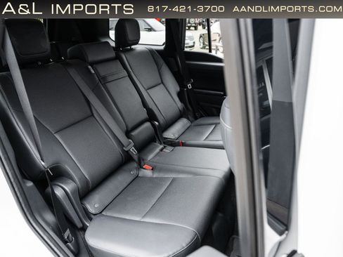 Used 2024 Lexus GX 550 w/ Cold Area Package image 58