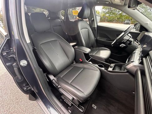 Used 2024 Hyundai Kona Limited image 25