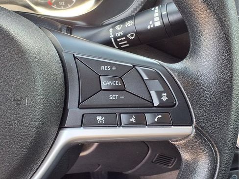 Used 2024 Nissan Sentra SV FWD image 15