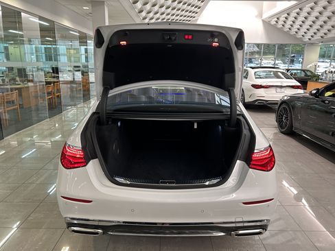 Certified 2024 Mercedes-Benz Maybach S 580 4MATIC image 9