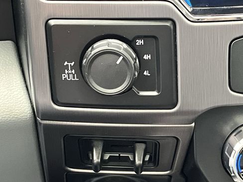 Used 2022 Ford F350 Limited image 19