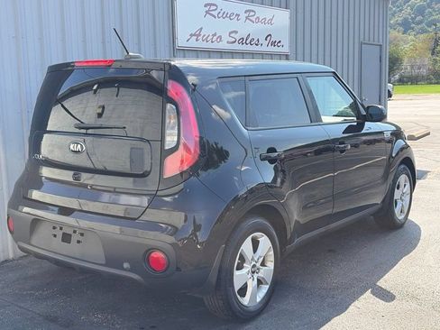 Used 2019 Kia Soul FWD image 6
