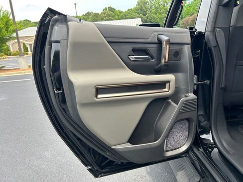 Used 2025 GMC Hummer EV 3X AWD/4WD image 62