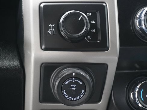 Used 2020 Ford F150 Lariat AWD/4WD image 25