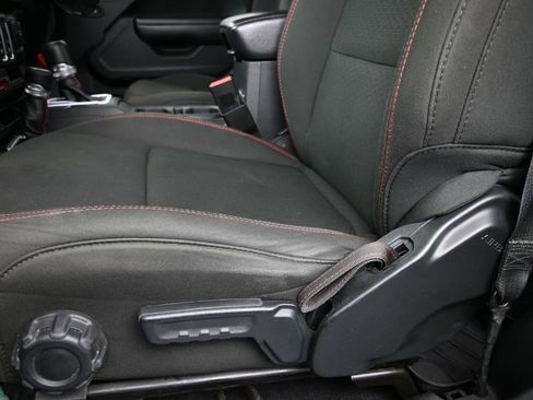 Used 2020 Jeep Wrangler Rubicon image 15