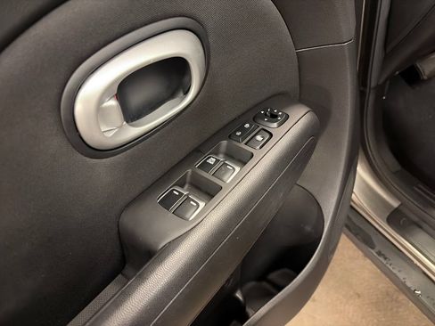 Used 2019 Kia Soul FWD image 22