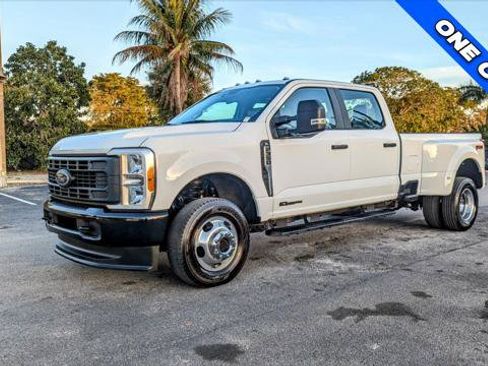 Used 2023 Ford F350 XL image 2