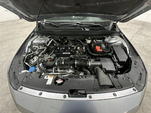 Used 2019 Honda Accord Sport image 18