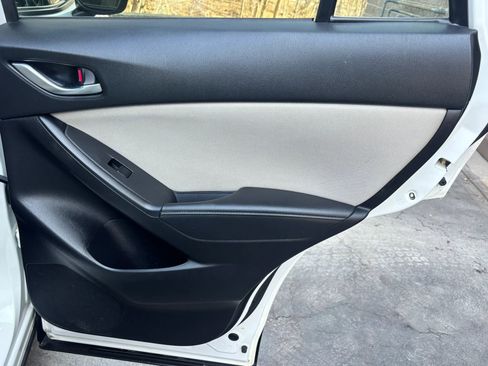 Used 2016 MAZDA CX-5 Touring FWD image 18