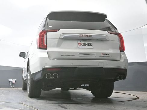 Used 2021 GMC Yukon Denali w/ Denali Premium Package AWD/4WD image 58