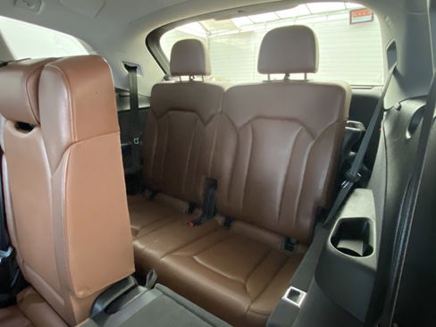 Used 2018 Audi Q7 3.0T Prestige image 25