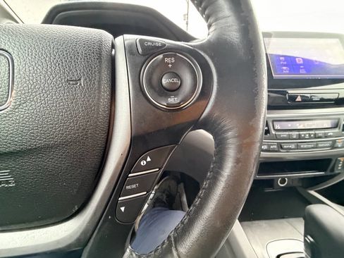 Used 2017 Honda Pilot EX-L image 57