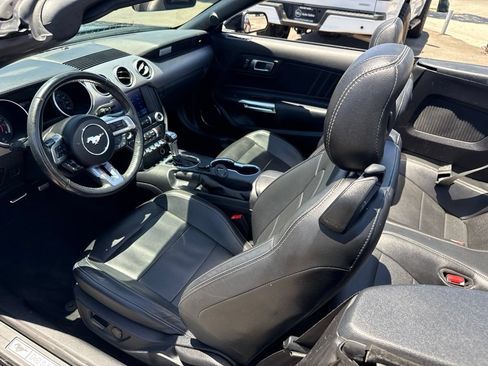 Used 2022 Ford Mustang Premium RWD image 20