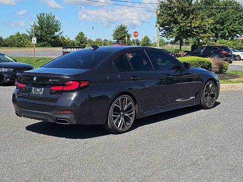 Used 2022 BMW M550i xDrive w/ Dynamic Handling Package AWD/4WD image 13
