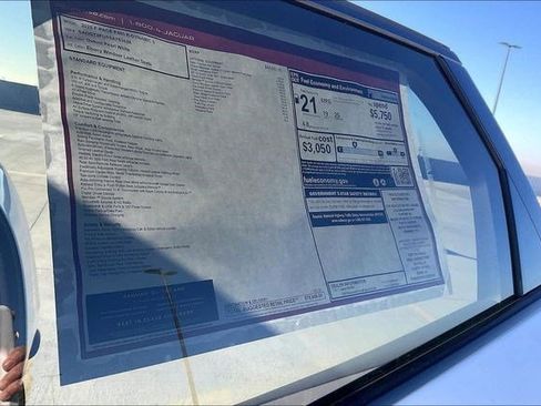 New 2025 Jaguar F-PACE R-Dynamic S image 16