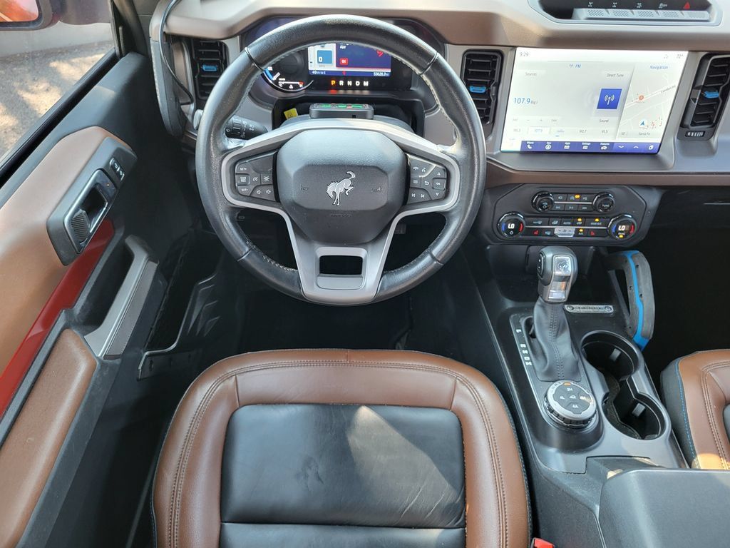 Used 2023 Ford Bronco Outer Banks w/ Sasquatch Package AWD/4WD image 23