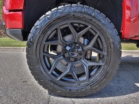New 2026 GMC Sierra 1500 AT4 w/ Technology Package AWD/4WD image 19