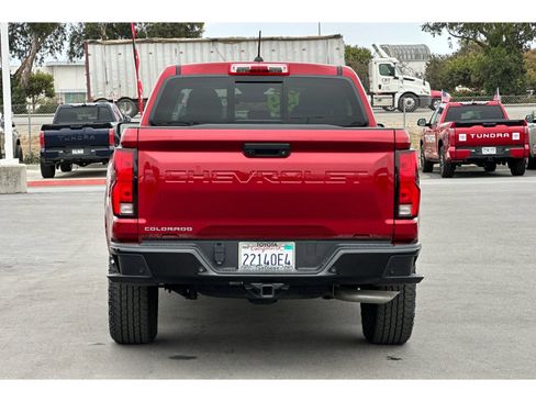 Used 2025 Chevrolet Colorado Z71 AWD/4WD image 5