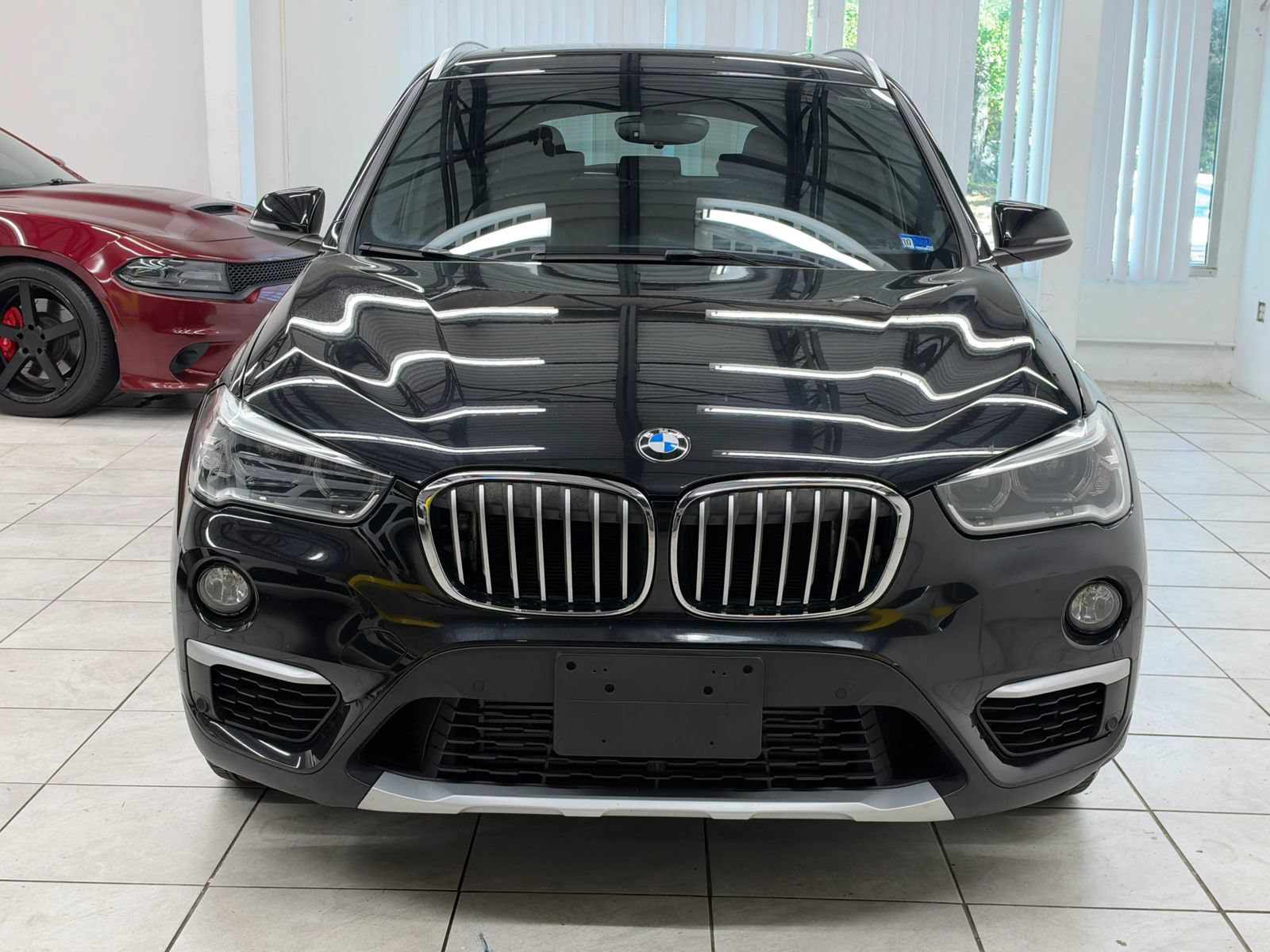 Used 2017 BMW X1 xDrive28i AWD/4WD image 2