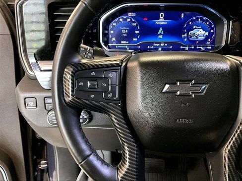 Used 2024 Chevrolet Silverado 1500 LT Trail Boss w/ LT Trail Boss Premium Package AWD/4WD image 23