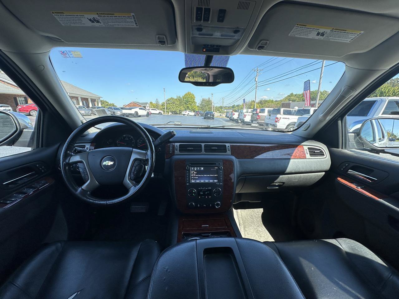 Used 2012 Chevrolet Tahoe LTZ AWD/4WD image 12