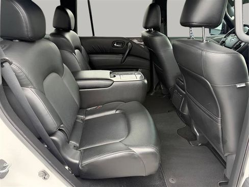 Used 2022 Nissan Armada SL w/ Midnight Edition Package RWD image 39