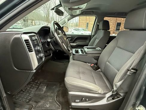 Used 2017 Chevrolet Silverado 1500 LT image 2