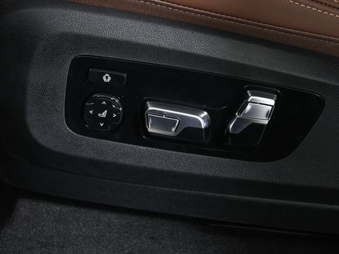 Used 2026 BMW X5 xDrive50e AWD/4WD image 26