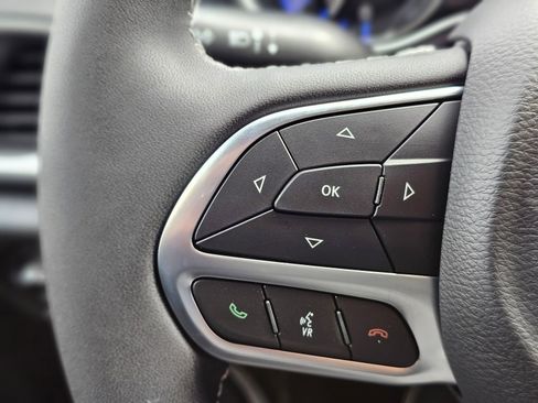 New 2026 Chrysler Pacifica Select FWD image 18