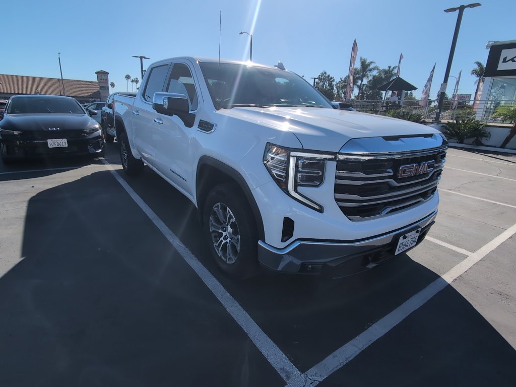 Used 2026 GMC Sierra 1500 SLT RWD image 6