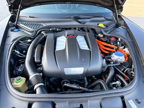 Used 2015 Porsche Panamera S image 33