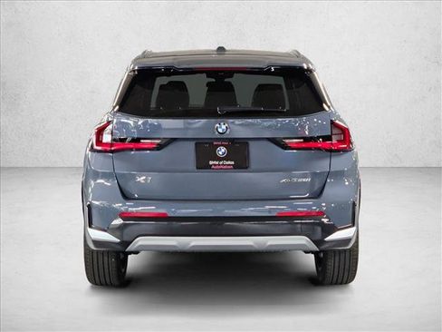 Used 2026 BMW X1 xDrive28i w/ Technology Package image 6