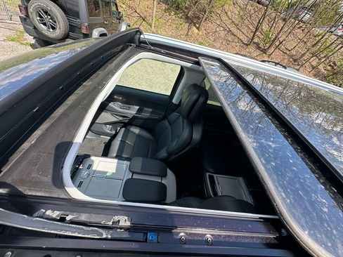 New 2026 Lincoln Navigator Reserve AWD/4WD image 7