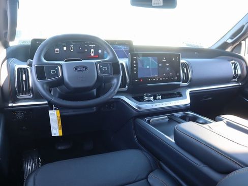 New 2026 Ford Expedition Tremor image 2