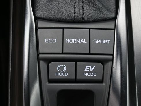 Used 2026 Toyota Camry LE FWD image 24