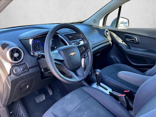 Used 2016 Chevrolet Trax LS FWD image 14