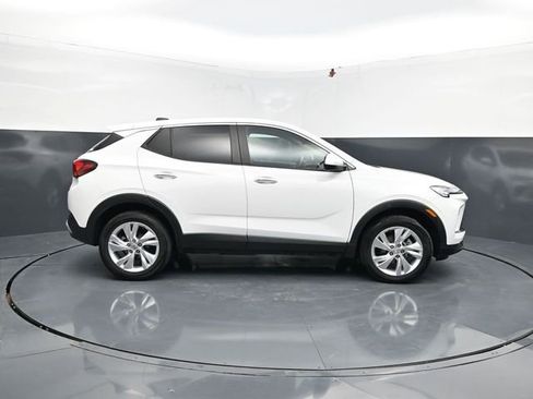Used 2025 Buick Encore GX Preferred image 11
