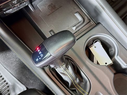 Used 2022 Dodge Durango R/T w/ Quick Order Package 22F image 18