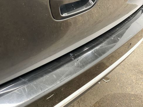 Used 2024 Chrysler Pacifica Select image 36