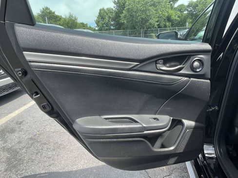 Used 2018 Honda Civic Sport Touring image 14