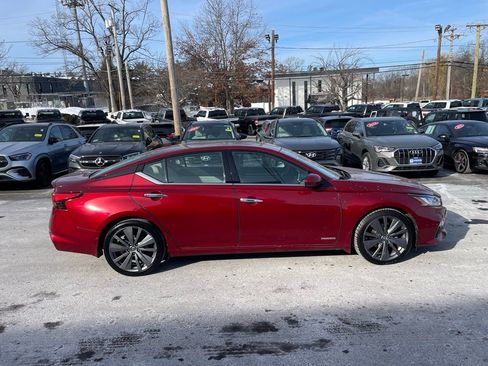 Used 2019 Nissan Altima 2.0 Edition One image 6