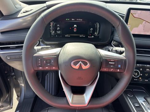Certified 2025 INFINITI QX60 Luxe image 24