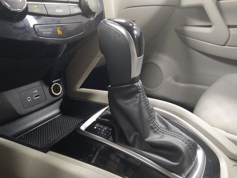 Used 2020 Nissan Rogue Sport SV FWD image 26