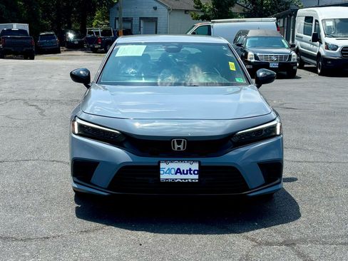Used 2024 Honda Civic Sport image 3