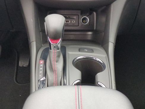 Certified 2024 Chevrolet Equinox RS w/ RS Leather Package FWD image 21