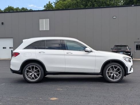 Used 2022 Mercedes-Benz GLC 300 4MATIC image 8
